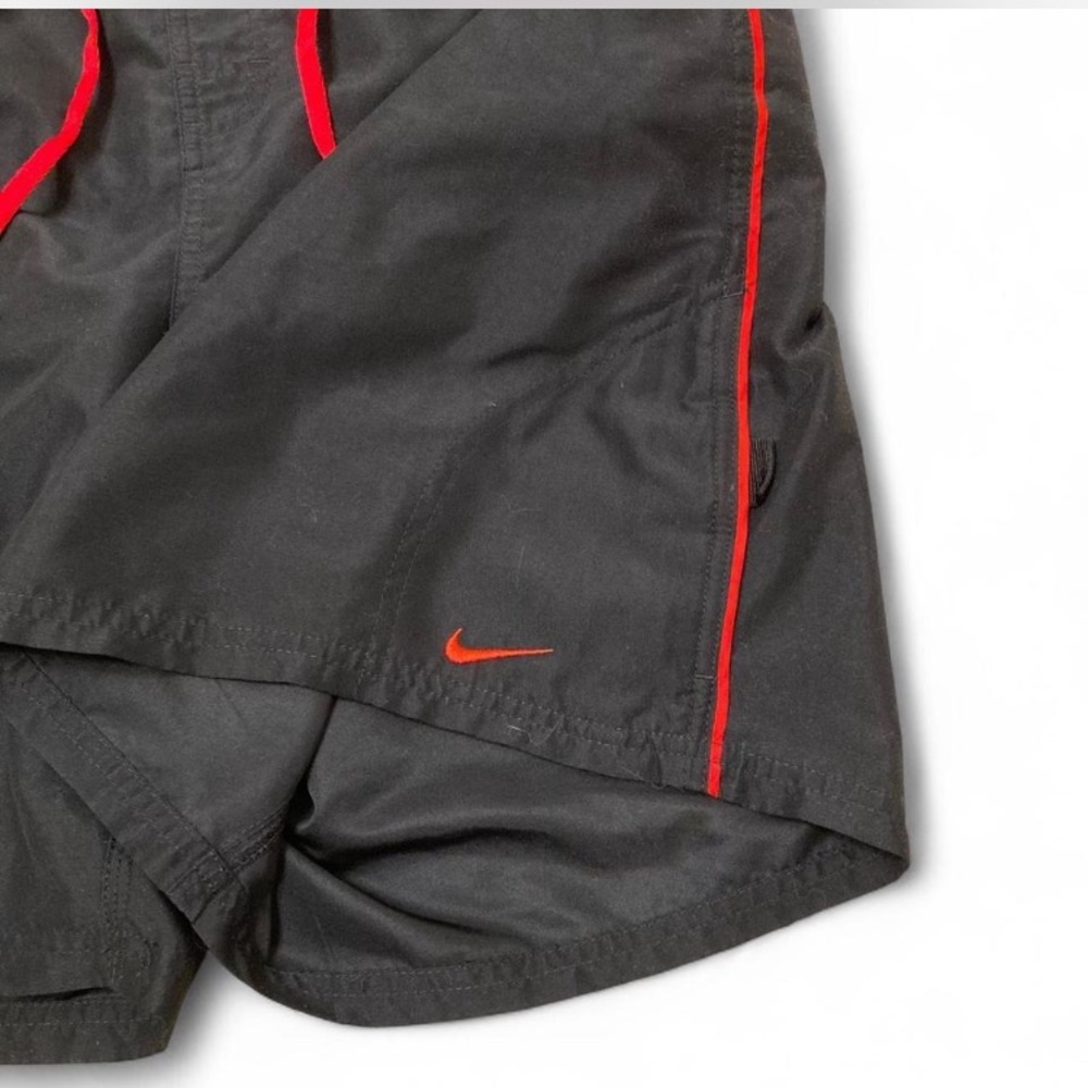 3/$15 Nike Black & Red Swim Trunks Activewear Gym Fitness Men’s XL Vacation Pool - Picture 3 of 6